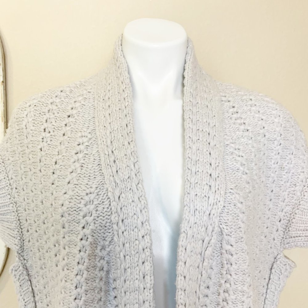 Inhabit | Light Gray Wool Blend Short Sleeve Open Cardigan Sweater | Size: 79 - Picture 2 of 8